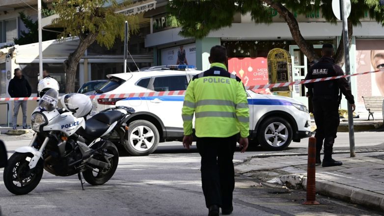 Ζωγράφου: Εντοπίστηκαν σοροί δύο γυναικών σε σφραγισμένο διαμέρισμα
